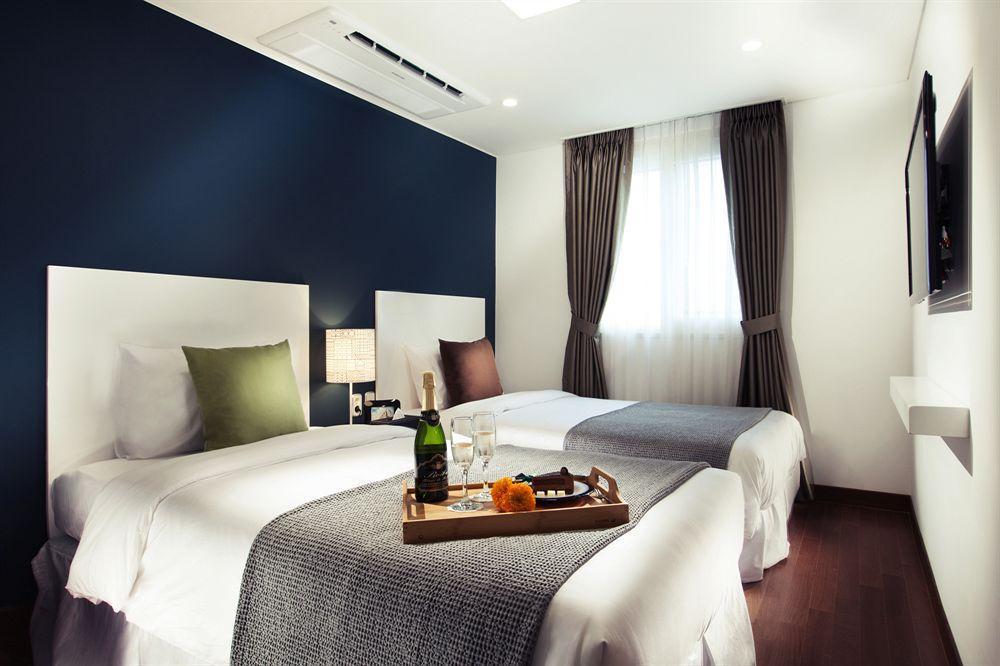 N Fourseason Hotel Myeongdong Seul Zewnętrze zdjęcie